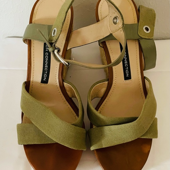 French Connection Wedges - Picture 2 of 7